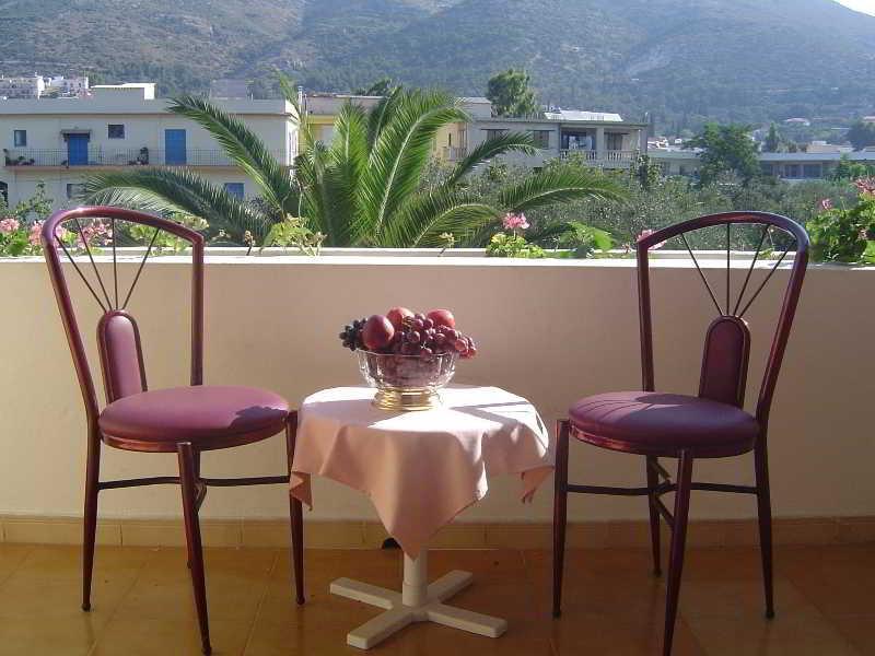 Paradise Hotel ساموس المظهر الخارجي الصورة