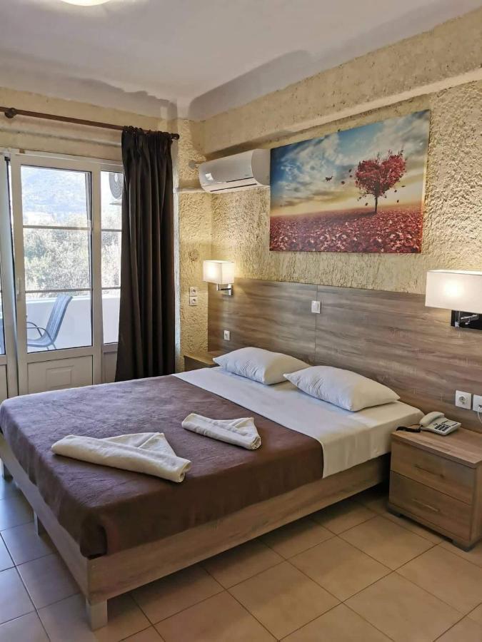 Paradise Hotel ساموس المظهر الخارجي الصورة